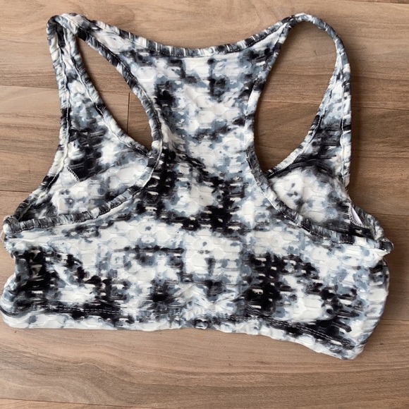 3/$45 YMI performance fitness wear tie dye print top & stretch pant XL jr - Picture 14 of 17